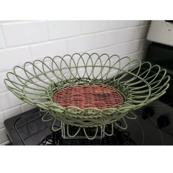 Other - Vintage Wire Woven Wicker Fruit Bread Basket Kitchen Green Metal Farmhouse MCM
